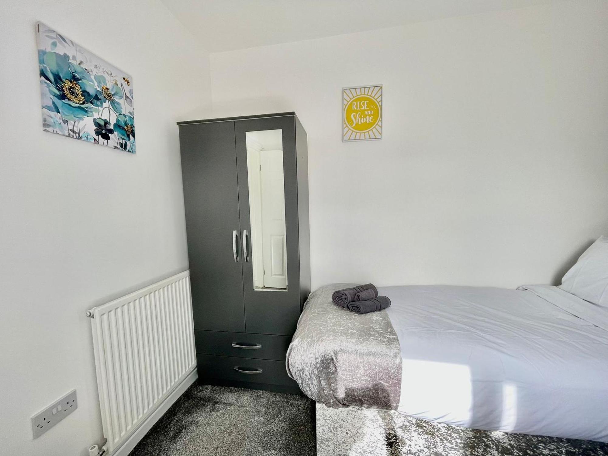 Cozy3-br House Bikepark Wales *